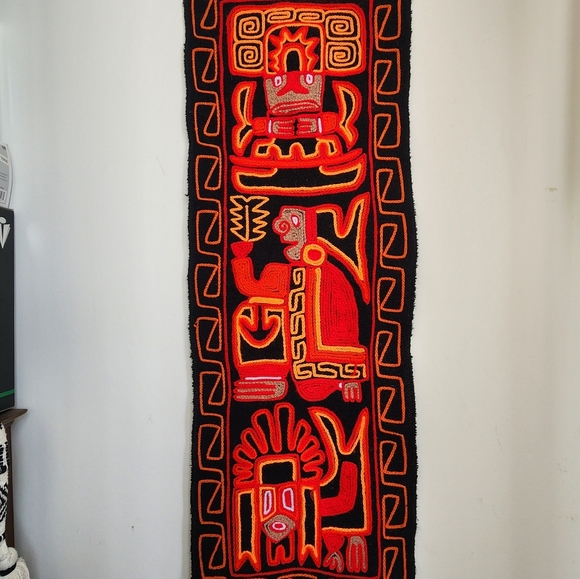 Vintage Embroidered In Red Peruvian Inca Wall Hanging Tapestry Folk Art - Picture 2 of 8